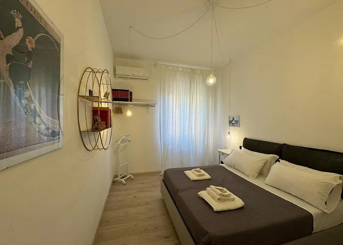 Hydrangeas Flat In Centocelle Apartment *